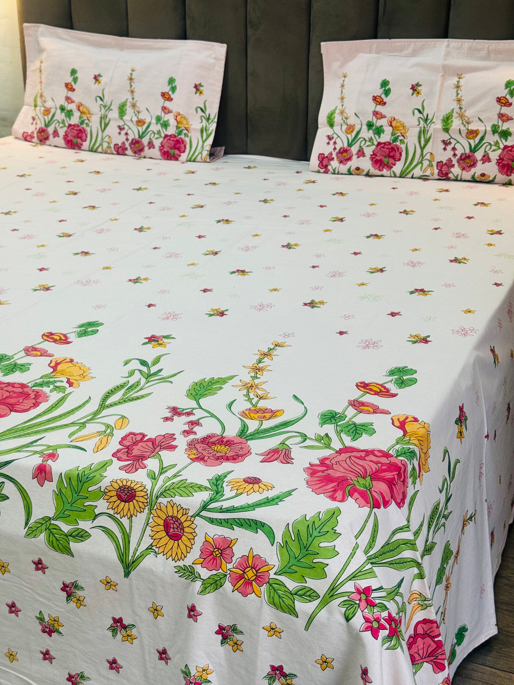 Festive Bedsheet 3